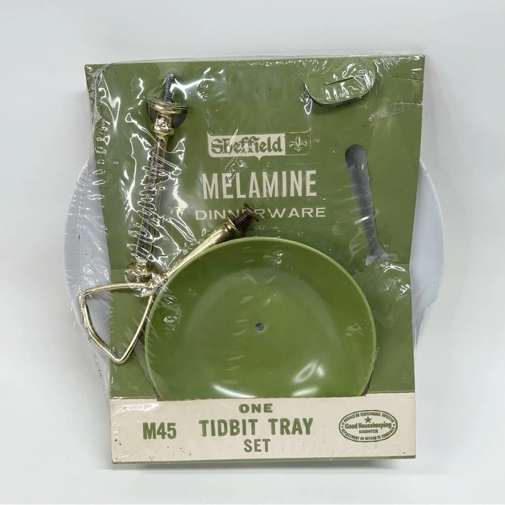 NWT Vintage Melamine Tidbit Tray MCM tiered avocado green midcentury Sheffield